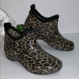 Corkys Stormy Cheetah Print Rainboots